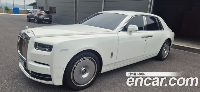 Rolls-Royce Phantom 6.7 V12 - фото 1