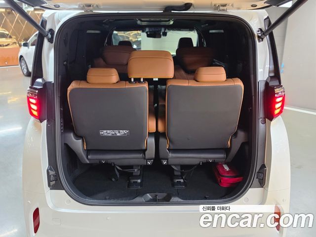 Toyota Alphard 4-го поколения 2.5 HEV Executive AWD - фото 4