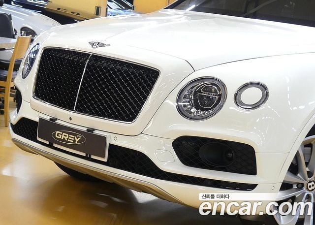 Bentley Bentayga 4.0 V8 - фото 4