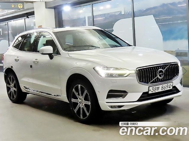 Volvo XC60 2-го поколения D5 Inscription - фото 0