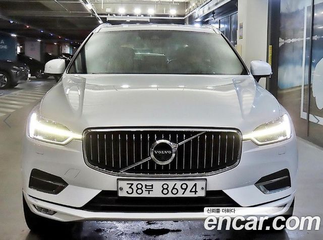 Volvo XC60 2-го поколения D5 Inscription - фото 1