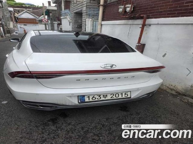 Hyundai Grandeur New IG, гибрид Calligraphy - фото 1
