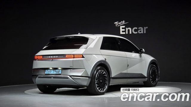 Hyundai Ioniq5 Long Range AWD Prestige - фото 1