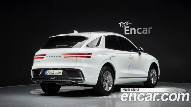 Genesis GV70 2.5T Gasoline 2WD - фото 1
