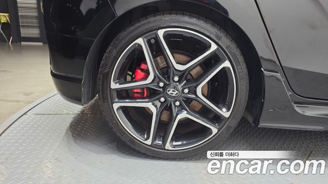 Hyundai Veloster JS 2.0 N - фото 4