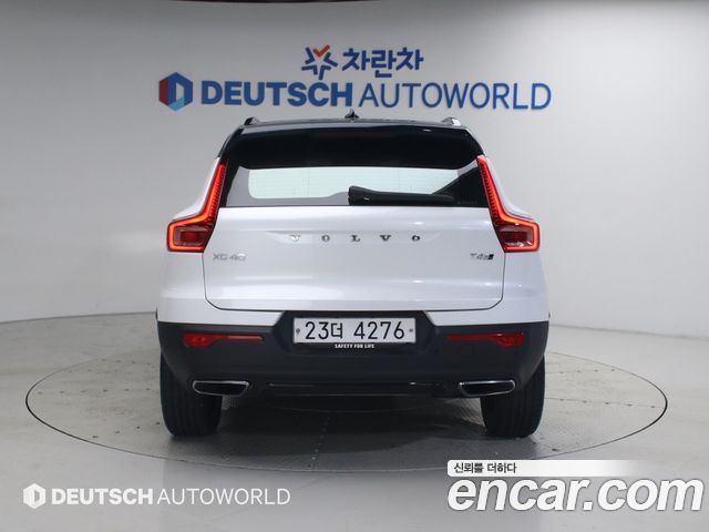 Volvo XC40 T4 R-Design - фото 3