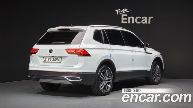 Volkswagen Tiguan Allspace 2.0 TSI Prestige - фото 1