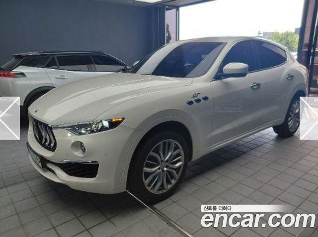 Maserati Levante 2.0 GT AWD - фото 1