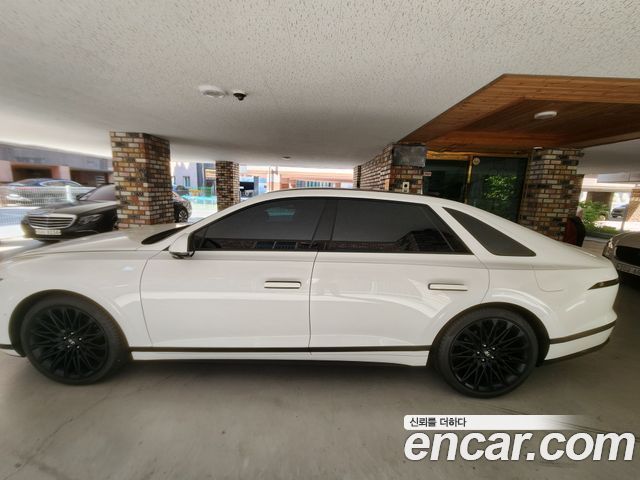 Hyundai Grandeur GN7 2,5 Gasoline 2WD Calligraphy - фото 1