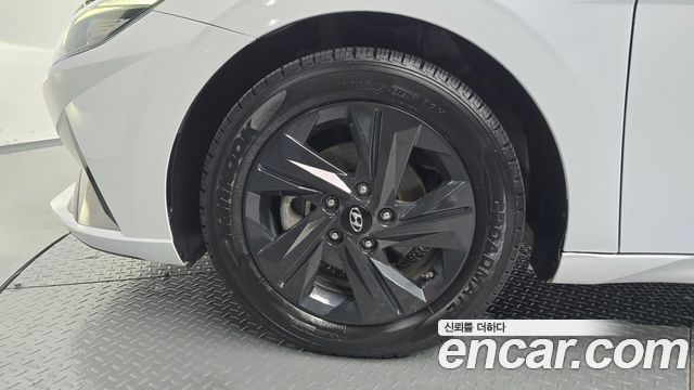 Hyundai Avante CN7 1.6 Modern - фото 4
