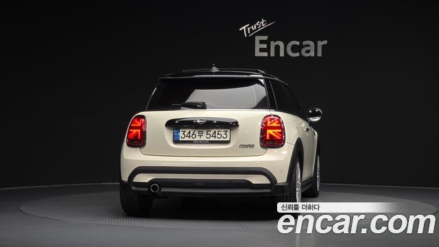 Mini Cooper Classic Plus 3rd - фото 2