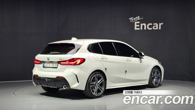 BMW 1 Series F40 118d M Sport - фото 1
