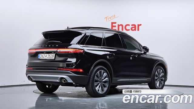 Lincoln Corsair 2.0 Reserve AWD - фото 1
