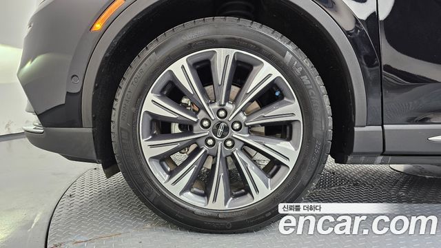 Lincoln Corsair 2.0 Reserve AWD - фото 4