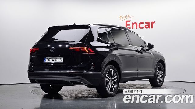 Volkswagen Tiguan Allspace 2.0 TDI Prestige - фото 0