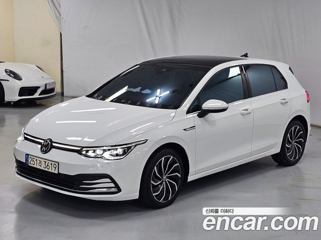 Volkswagen Golf 8-го поколения 2.0 TDI Prestige - фото 0