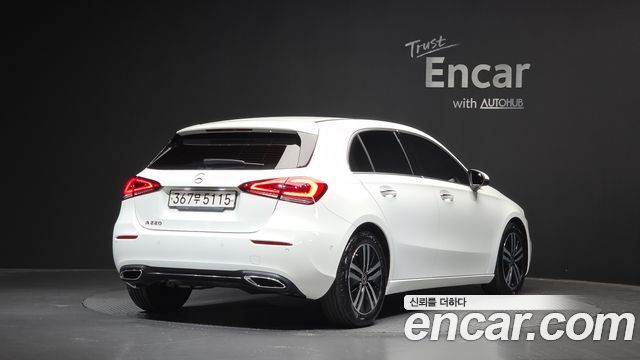 Mercedes-Benz A-Class W177 A220 Hatchback - фото 1