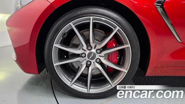 Genesis G70 2.0T Sport Package - фото 4