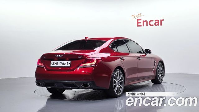 Genesis G70 2.0T Sport Package - фото 1
