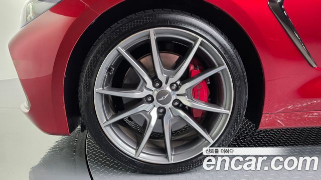 Genesis G70 2.0T Sport Package - фото 4