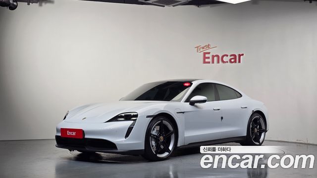 Porsche Taycan 4S - фото 0
