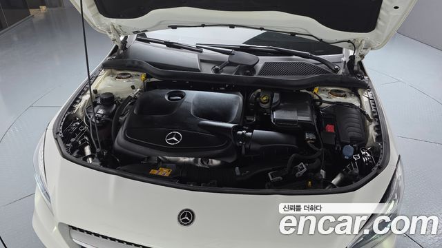 Mercedes-Benz CLA-Class C117 CLA220 AMG Line - фото 4