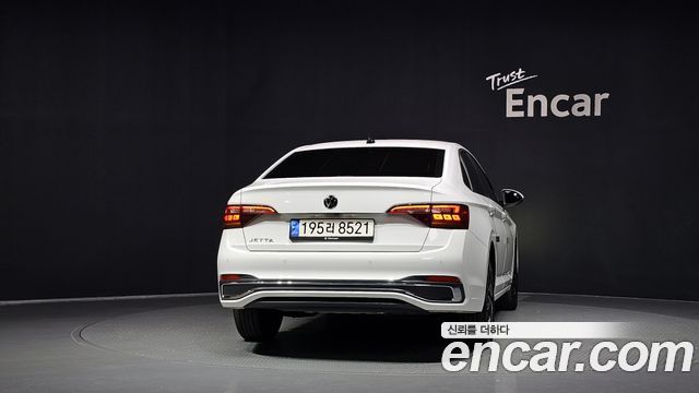 Volkswagen Jetta 7-го поколения 1.5 TSI Prestige - фото 3