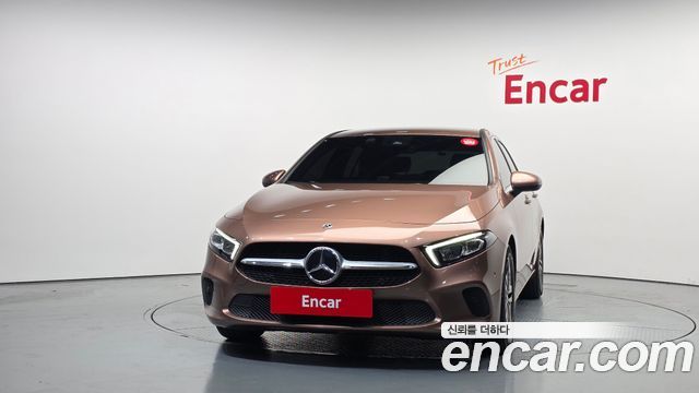 Mercedes-Benz A-Class W177 A220 Hatchback - фото 2