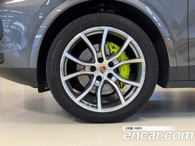 Porsche Cayenne PO536 3.0 S E-Hybrid Coupe - фото 3