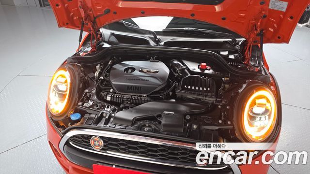 Mini Cooper S 5Door Standard 3rd - фото 4