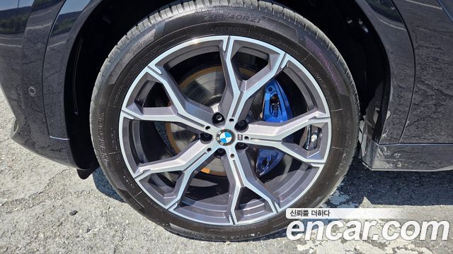 BMW X6 G06 xDrive40i M Sport - фото 4