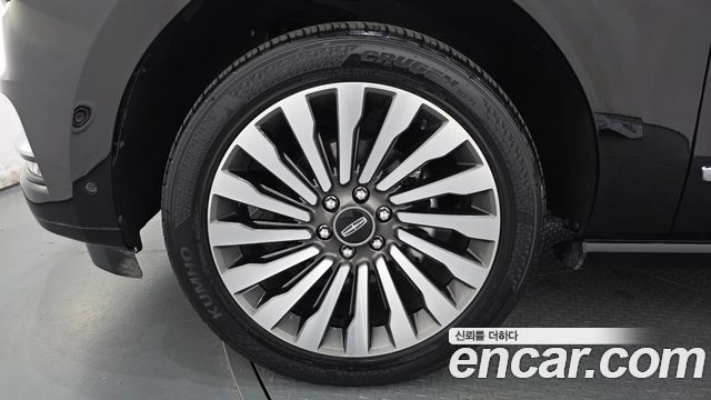 Lincoln Navigator 4-го поколения 3.5L - фото 4