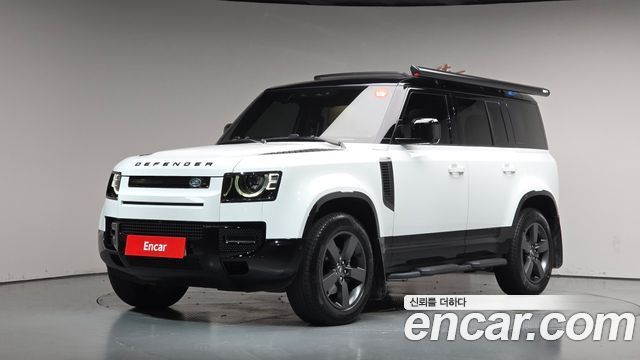 Land Rover Defender L663 110 P300 X-Dynamic SE - фото 0