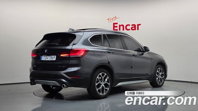 BMW X1 F48 xDrive 20i xLine - фото 1