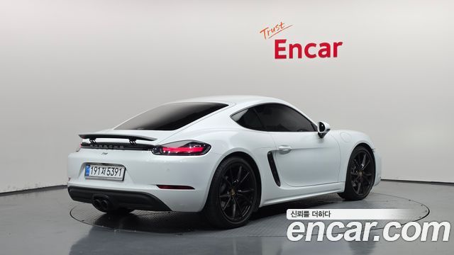 Porsche 718 Cayman 2.0 - фото 1