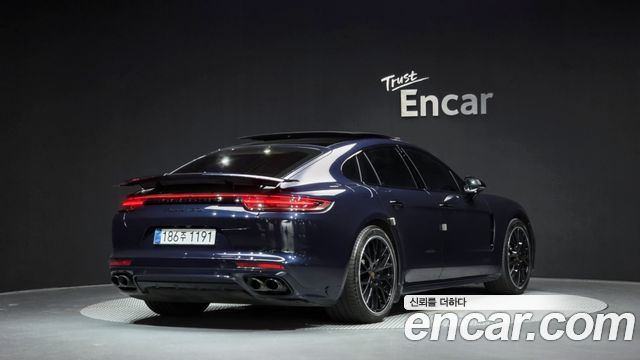 Porsche Panamera 4.0 GTS - фото 1