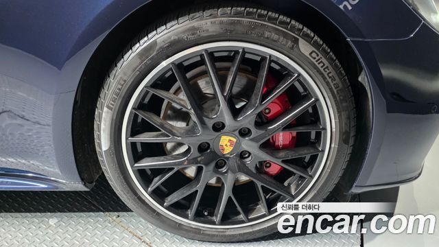 Porsche Panamera 4.0 GTS - фото 4