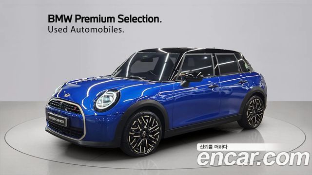 Mini Cooper S 4-го поколения 5 Door Favoured - фото 0