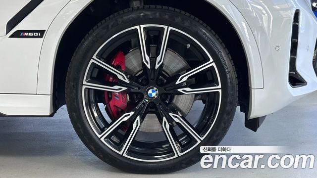 BMW X6 G06 M60i - фото 4