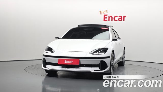 Hyundai Ioniq6 Long Range AWD Prestige - фото 1