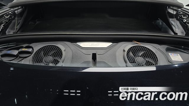 Porsche 911 Carrera 4 Cabriolet - фото 4