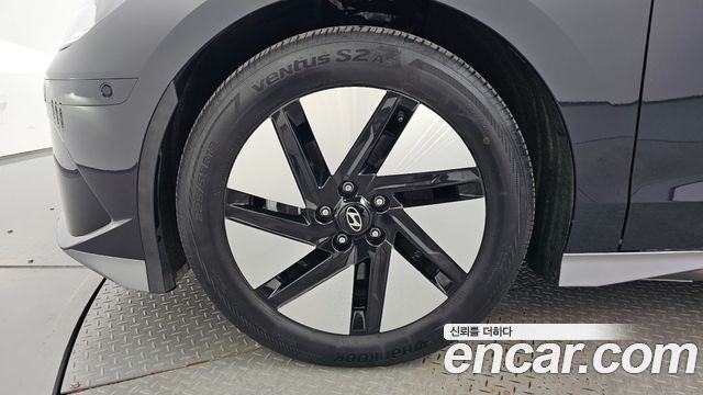 Hyundai Ioniq6 Long Range Exclusive + - фото 3