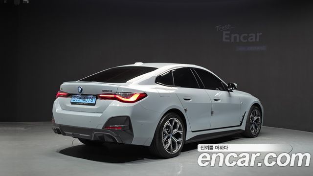 BMW i4 eDrive40 M Sports Pro - фото 1