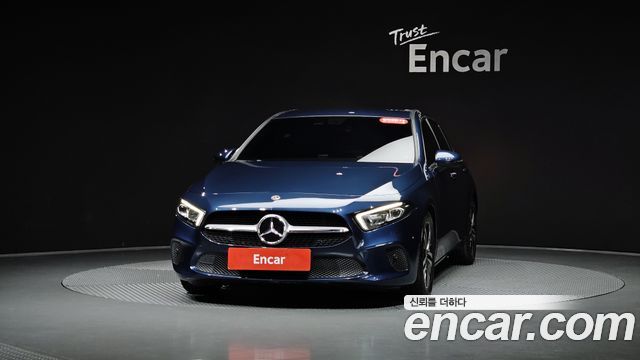 Mercedes-Benz A-Class W177 A220 Hatchback - фото 1