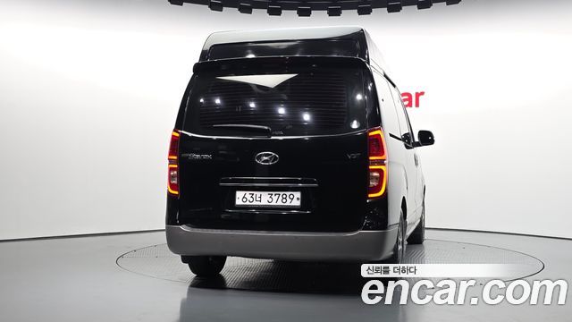 Hyundai Starex New Urban 9-Seater Exclusive - фото 3