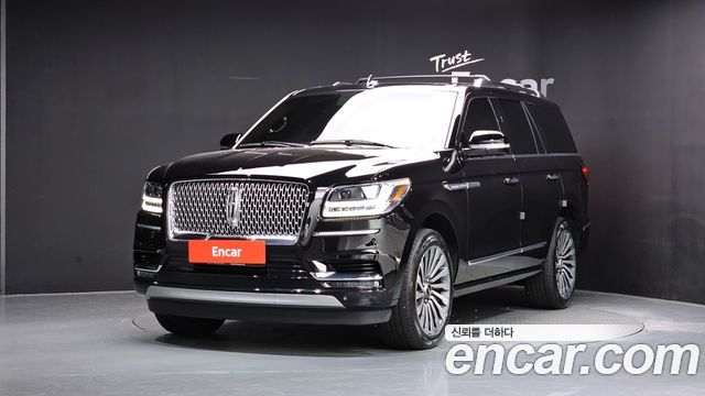 Lincoln Navigator 4-го поколения 3.5L - фото 0