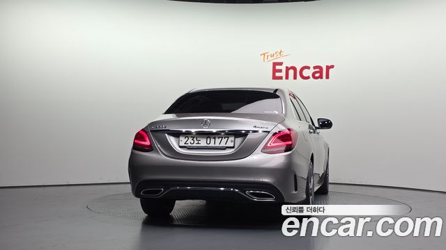 Mercedes-Benz C-Class W205 C220 d 4MATIC AMG Line - фото 3
