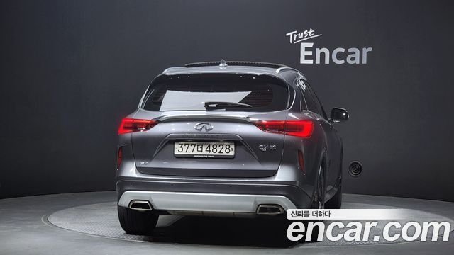 Infiniti QX50 2.0 Sensory AWD - фото 3