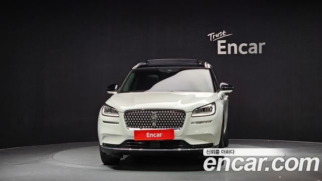 Lincoln Corsair 2.0 Reserve AWD - фото 2