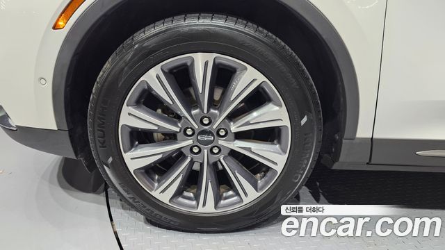 Lincoln Corsair 2.0 Reserve AWD - фото 4